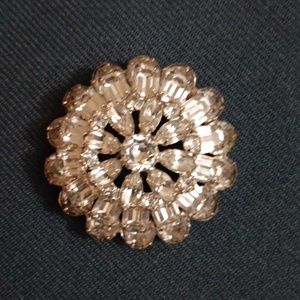 Eisenberg Vintage brooch